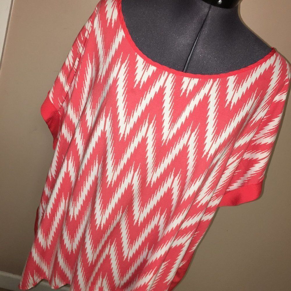 Eyeshadow Plus Size Top with Key Hole 3X